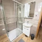 Apartma Southview & Parking *