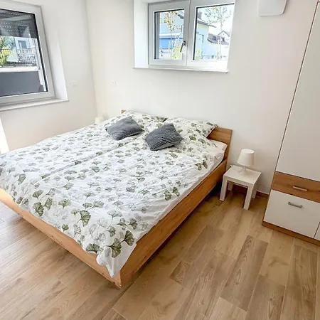 Southview & Parking Apartment *
