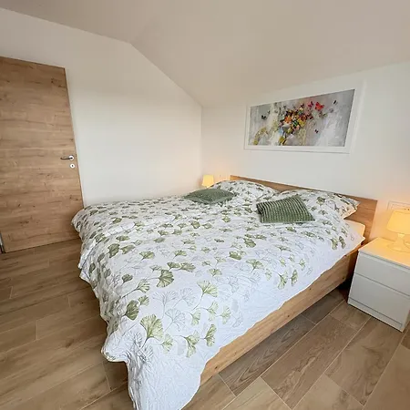 Southview & Parking Apartment *