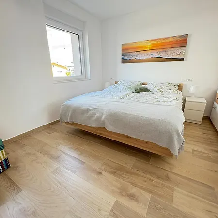 Southview & Parking Apartment *